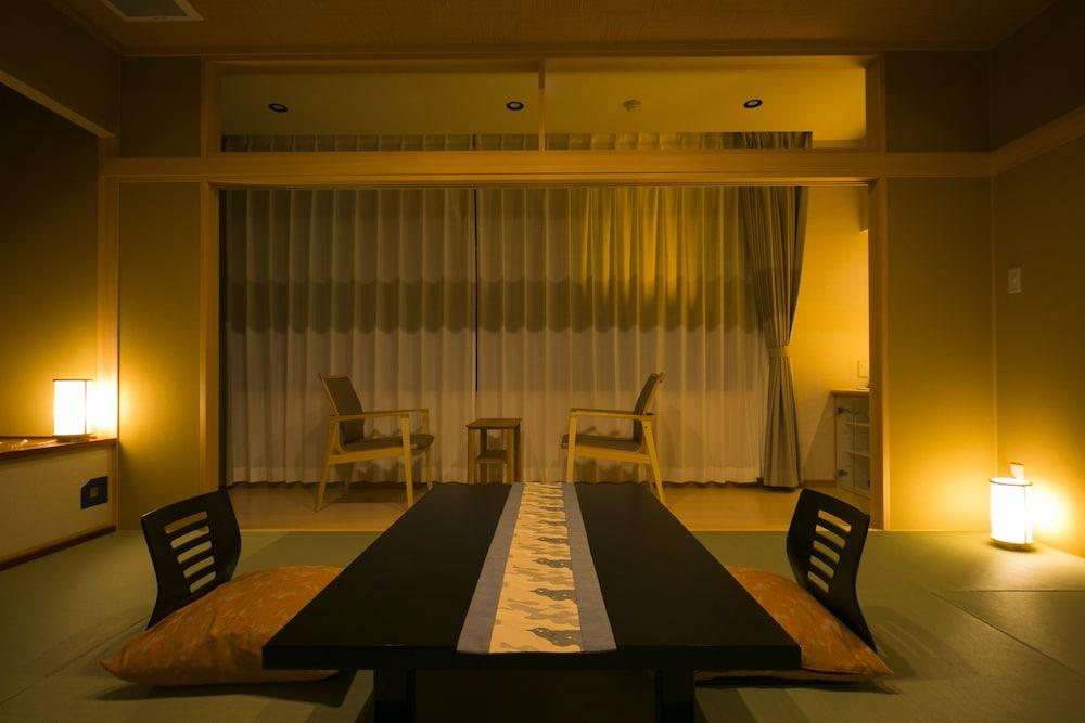 Hotel Shiroyama Yugawara Esterno foto